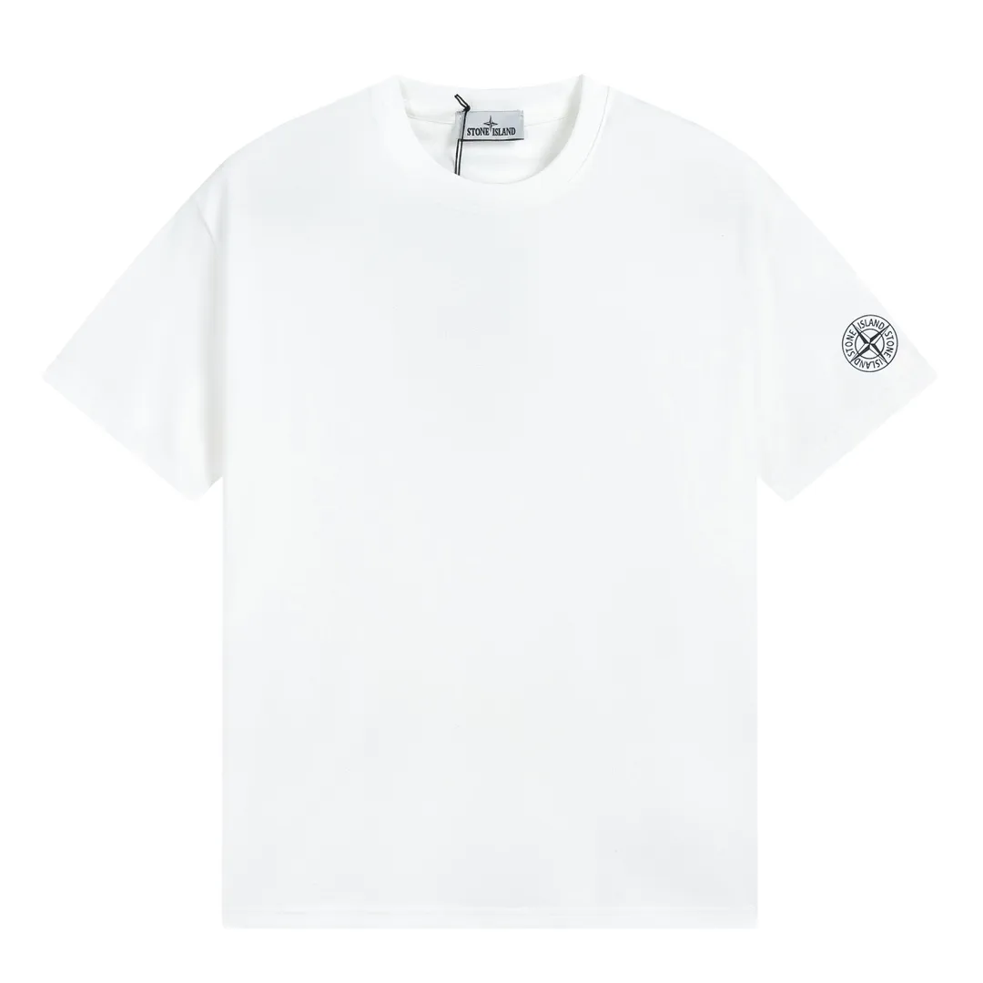 W618#P110💰 [Stone lsland/Stone Island summer new cuff compass printed pattern short-sleeved T-shirt] ⚠️[Original creation, high control of details] Made of 260g combed cotton 32-count double yarn, soft and comfortable to the touch, sweat-absorbent and breathable. -Simple basic and versatile style, original quality, the first choice for couples. -Made in a large factory, four needles and five threads on the shoulder, neatly arranged, high quality workmanship. -Same style for men and women. Very versatile, one piece for everyone, details are clearly visible. Color: Black White Size: M L